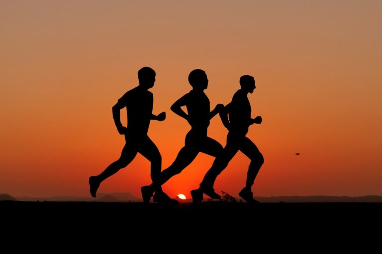 Allenamento 15-15-15: corsa, bici e nuoto in mezz'ora per chi non ha tempo di scegliere
