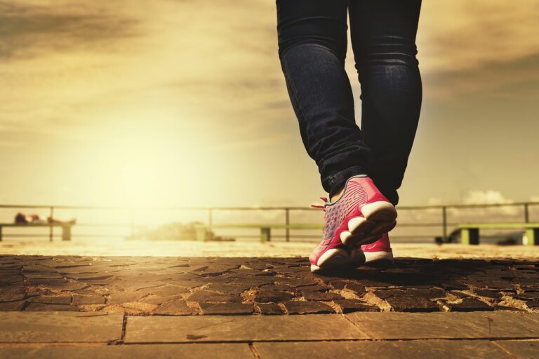 Camminata 11-11-11: la versione lunga del walking workout che spopola su TikTok