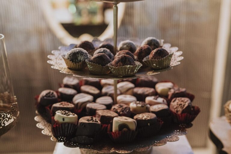 Mangiare dolci la sera: ecco cosa accade al metabolismo